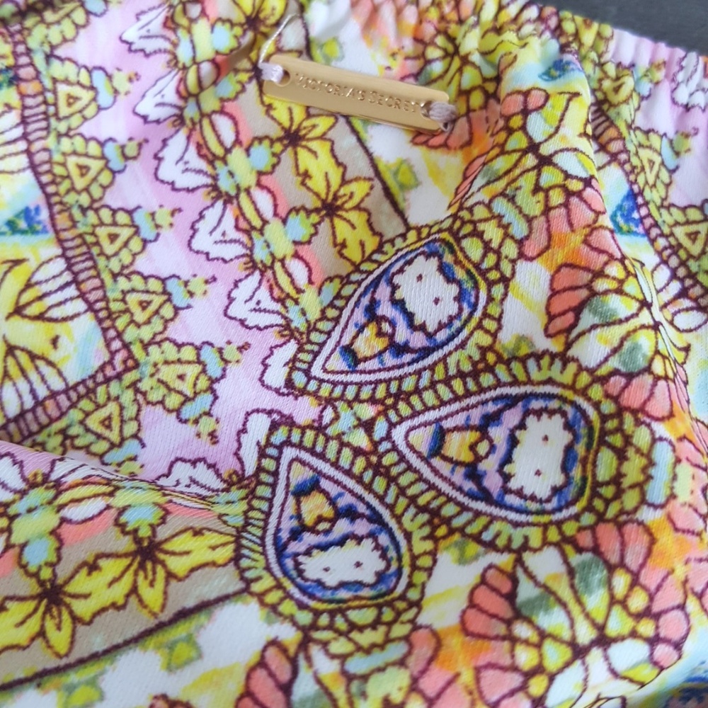NEW Victoria's Secret Paisley Bikini bottom - Picture 3 of 7